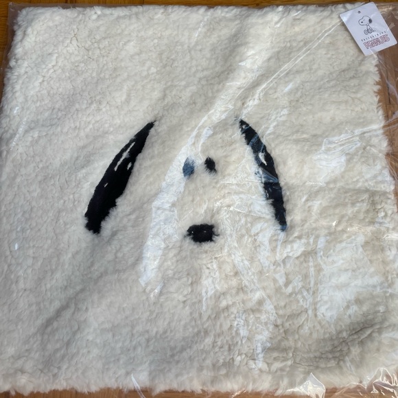 Pottery Barn Accents New Pottery Barn Peanuts Snoopy Cozy Pillow Cover 8 Square Poshmark